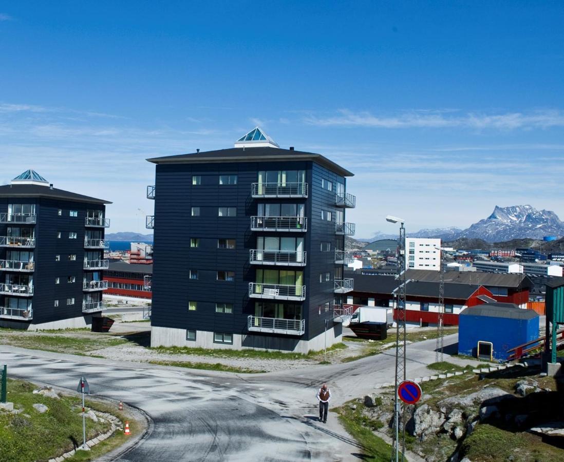 Nuuk Hotel Apartments By Hhe Экстерьер фото